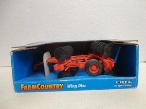 Ertl FARM COUNTRY Wing Disc RED 1/32 scale - Picture 1 of 5
