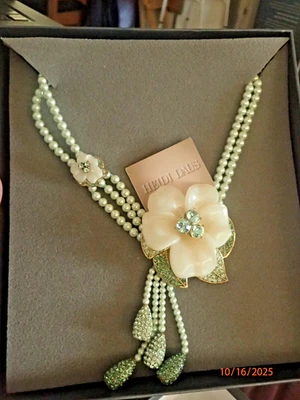 AUTÉNTICO Collar Heidi Daus GALMOROSA FLOR GARDENIA DE HSN Foto 1 de 4