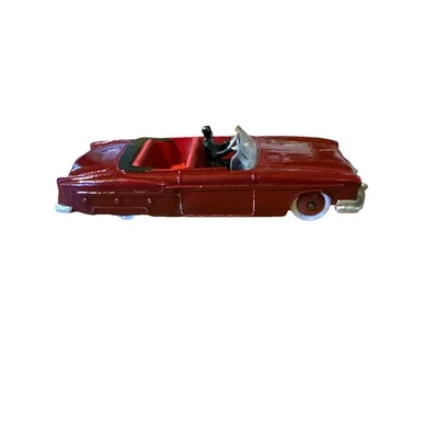 VINTAGE DINKY #132 PACKARD CONVERTIBLE MODEL CAR. - Image 1 of 4