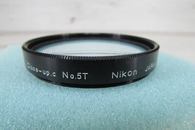 Nikon 62mm Close-Up C Lens Filter No.5T with case - Image 1 of 3