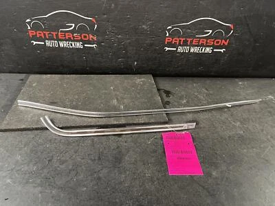 PARABRISAS DELANTERO CROMADO CHEVY CAMARO 70-81 Foto 1 de 4