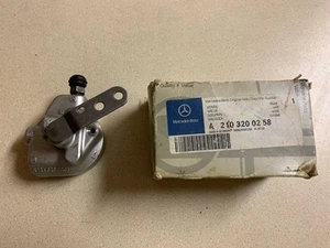 MERCEDES BENZ W124 - W210 - W202 Level Control Valve 1243280031 2023200258 OEM - Foto 1 di 5