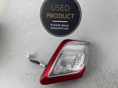 OEM | Luz trasera interior halógena híbrida Toyota Camry 2010-2011 (derecha/pasajero) Foto 1 de 4