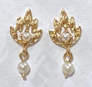 Vintage Never Worn 14k Yellow Gold Leaf With Pearl Dangle Earrings 1.4g - Picture 1 of 6