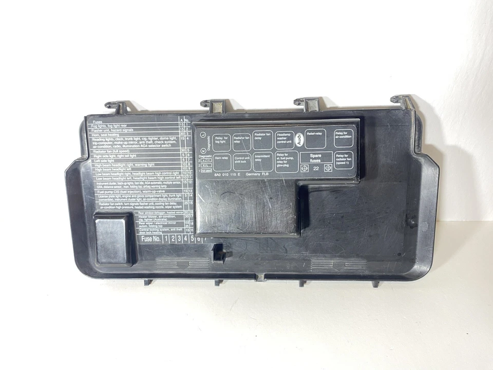 Cubierta de caja de fusibles genuina 8A0 010 115 E 88-98 Audi 80 90 2.8 v6 Cabriolet Foto 1 de 4