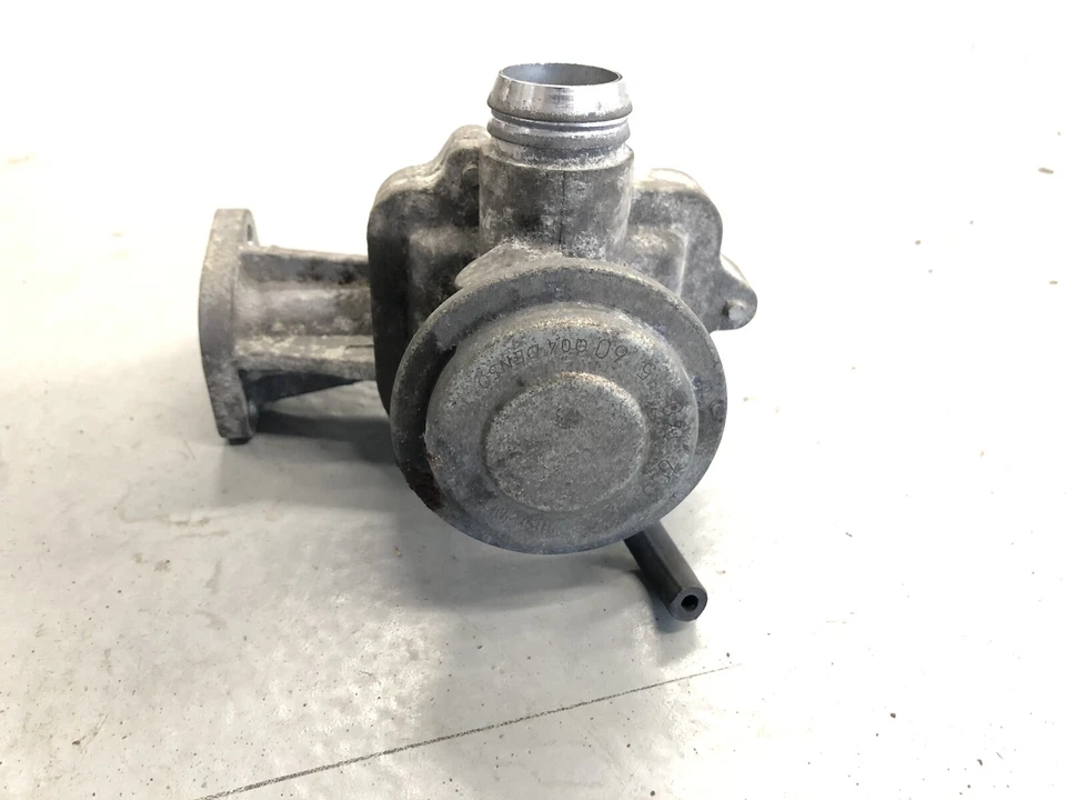 Válvula de retención derecha Mercedes ML350 ML550 R350 G450 G550 EGR 2009-2011 FABRICANTE ORIGINAL 0021407560 Foto 1 de 4