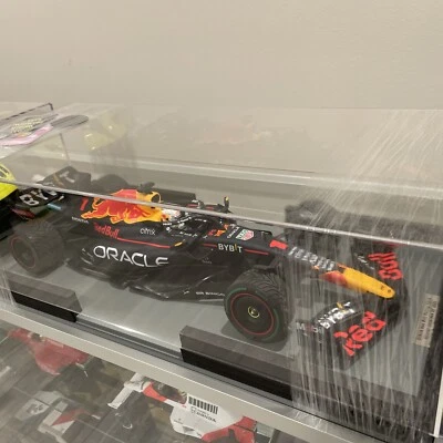 RED BULL RACING 2022 Max Verstappen GANADOR GP Campeón del Mundo de Japón en 1:12 sc Foto 1 de 4