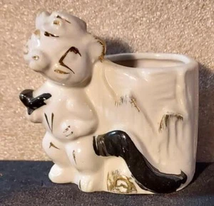 De colección Japón Skunk Soporte Palillo de Dientes Maceta Lindo Caprichoso Fumar una Pipa? - Imagen 1 de 4