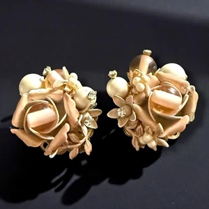 Vintage Floral Clip On Earrings Gold Tone Faux Pearl Rhinestone Haskell Style - Picture 1 of 8