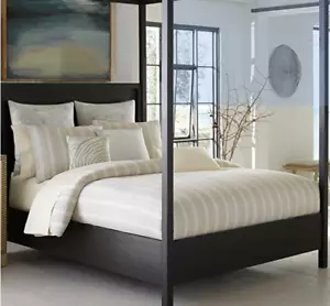 Funda nórdica doble Kravet Jeffrey Alan Marks for Inspired Waterway en natural - Imagen 1 de 6