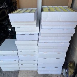 Lote de 1000 cartas de Pokemon colección a granel inc holo/rev holos. Casi nuevo - Imagen 1 de 3