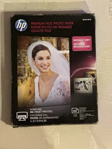 Papier fotograficzny HP Premium Plus 5x7 natychmiast suchy 60 arkuszy 80 funtów - Zdjęcie 1 z 8
