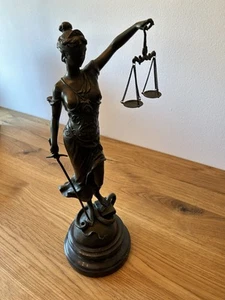 Justitia Figur Bronze - Bild 1 von 5