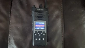 Kenwood/EFJohnson VP6000 UHF2 - Zdjęcie 1 z 5