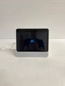 PORTAL von Facebook Sprachassistent Videoanrufgerät - Bild 1 von 7