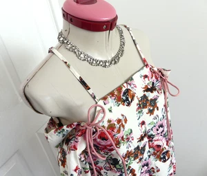 SACRED HAWK White Floral Mini DRESS Size XS Aus 8 NWT Pink Coastal Cowgirl Party - Imagen 1 de 7