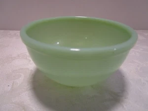 Vintage Fire King OvenWare Jadeite 4.75” W Nesting Bowl Beaded-Rolled-Edge 1940s - Picture 1 of 7