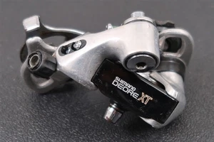 7 and 8 Speed Shimano Deore XT RD-M732 medium cage dear derailleur - Picture 1 of 4