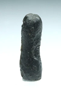DUMBBELL SHAPED TEKTITE AUSTRALITE IMPACTITE MOTPENA STATION SOUTH AUSTRALIA 20 - Picture 1 of 3