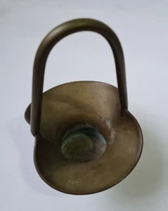 small vintage basket form brass planter / cache pot with handle - Picture 1 of 7