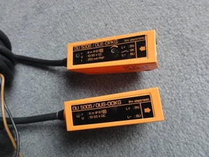 IFM Lichtschranke Sender OU5005 OUS-OOKG Empfänger OU5006 OUE-DPKG - Bild 1 von 2