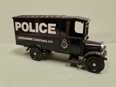 CORGI C856 Lincolnshire, Van Police Constabulary Thornycroft 1985 UK SCALA 1:43 - Immagine 1 di 4