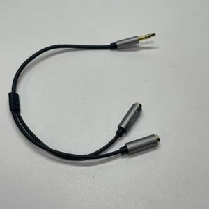 UGREEN 10532 Headphone Audio Splitter Cable for Speaker Laptop Smartphone - Blac - Picture 1 of 3