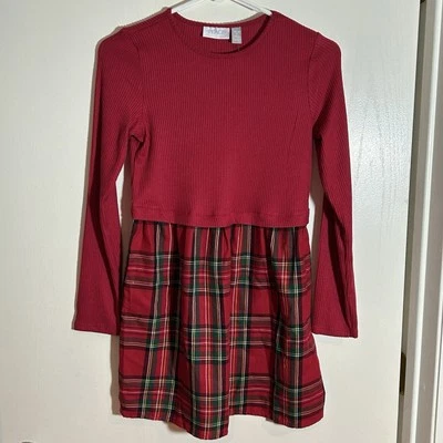 NUEVO CON ETIQUETAS Children’s Place vestido acanalado a cuadros rojo grande 10/12 Foto 1 de 4
