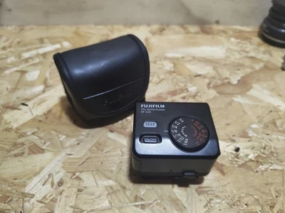 Fujifilm EF-X20 Shoe Mount Flash for Fujifilm - Image 1 of 4