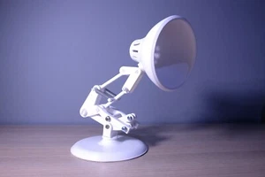 Lampa Pixar Luxo Playable Ruchoma drukowana 3D Udawaj zabawę Dzieci Toy Story Pixar 3D - Zdjęcie 1 z 10