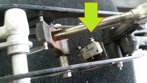 1970 TO 1980 Rolls Royce Silver SHADOW WRAITH Emergency Parking brake SWITCH ... - Picture 1 of 3