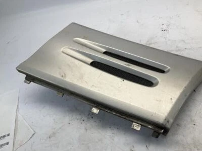 94-02 Mercedes-Benz SL500R 5,0 L AT RWD Guardabarros delantero derecho Panel de moldura Parrilla B Foto 1 de 4