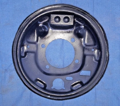 1977-1978 Datsun 280z drum brake backing plate drivers left side original oem - Image 1 of 2