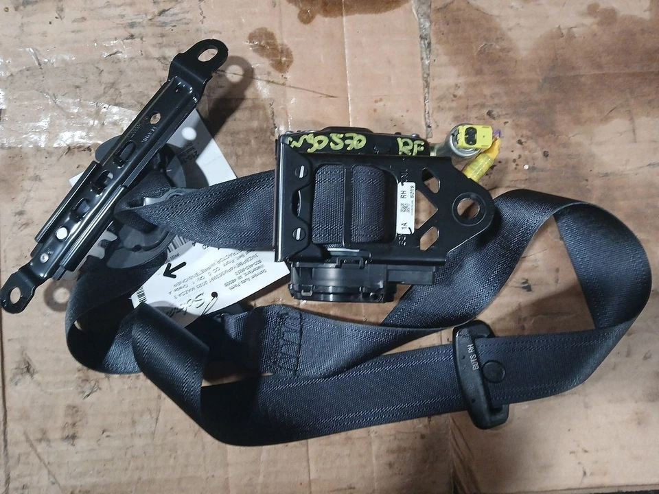 Seat Belt Front Passenger Retractor Fits 19-23 MAZDA 3 3107056 - Image 1 of 4