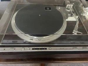 JVC QL-Y3F Turntable All Original For Parts Or Repair. NO HEADSHELL !! - Picture 1 of 10