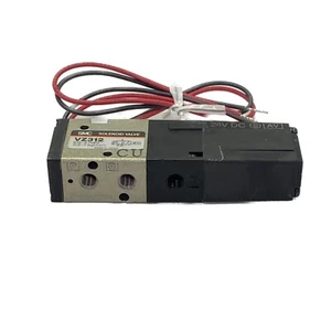NUEVO SMC 4 puertos 24V CC válvula solenoide neumática VZ312 - Imagen 1 de 5