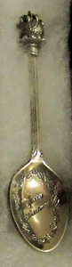#806) SILVER PLATED TEA SPOON MERRY CHRISTMAS PUDDING SWEET DRIED FRUIT - Picture 1 of 2