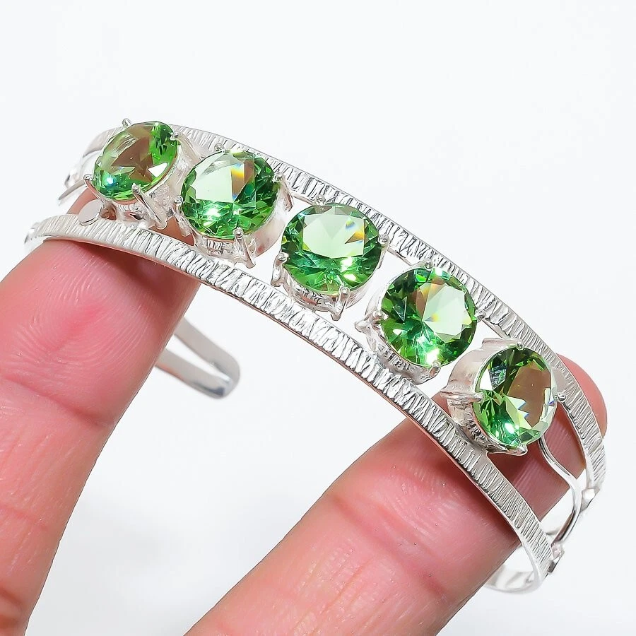 Tsavorite Garnet Gemstone 925 Sterling Silver Jewelry Adjustable Cuff Bracelet - Image 1 of 1