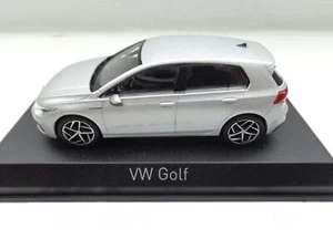 + VOLKSWAGEN VW Golf 8 Modellauto NOREV in 1:43 silber 840132 nur 1000 Stück - Bild 1 von 4