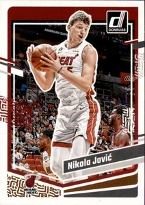 Juego base Donruss Nikola Jovic [base] 2023 #111 - Imagen 1 de 2
