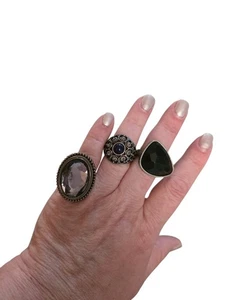 Juego de 3 anillos de gema acrílica tono plateado sobre latón grueso negro azul mandala - Imagen 1 de 8