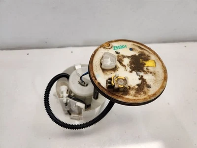 2009-18 Toyota Rav4 LE (2.5L / AT / AWD) Fuel Pump Assembly  Foto 1 de 4