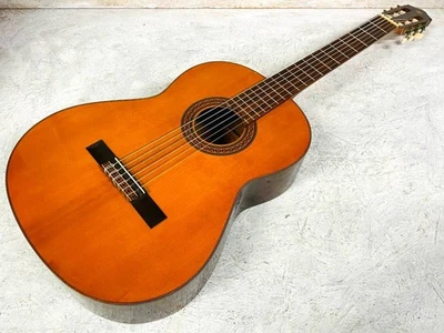 YAMAHA G-70A - Immagine 1 di 4