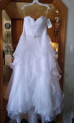 vestido de novia Foto 1 de 4