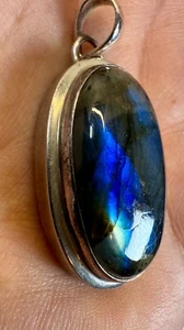 Vintage Sterling silver handmade pendant with oval labradorite - Picture 1 of 6
