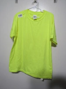 New Gildan Childs T Shirt Size S Neon Yellow Short Sleeve Round Neck Park Play - Picture 1 of 4