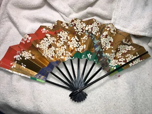 VINTAGE Rare LARGE FAN HAND PAINTED Flowers Pastel Colors Beautiful Unique - Picture 1 of 12