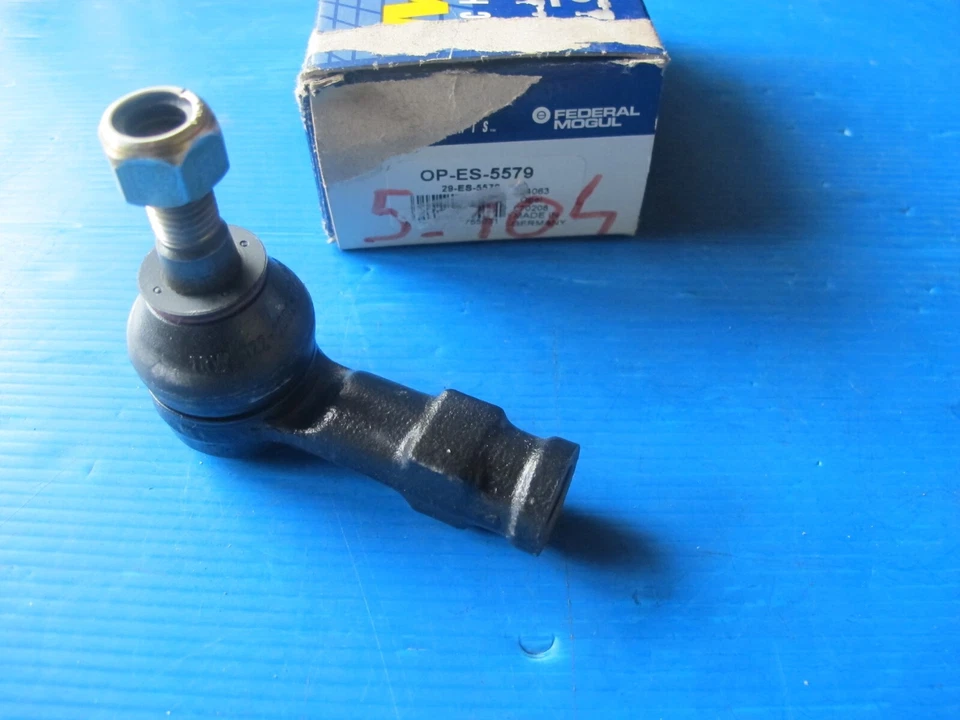 Left Or Right Outer Tie Rod Moog For Opel Vectra B Saab 9.5 - Image 1 of 1