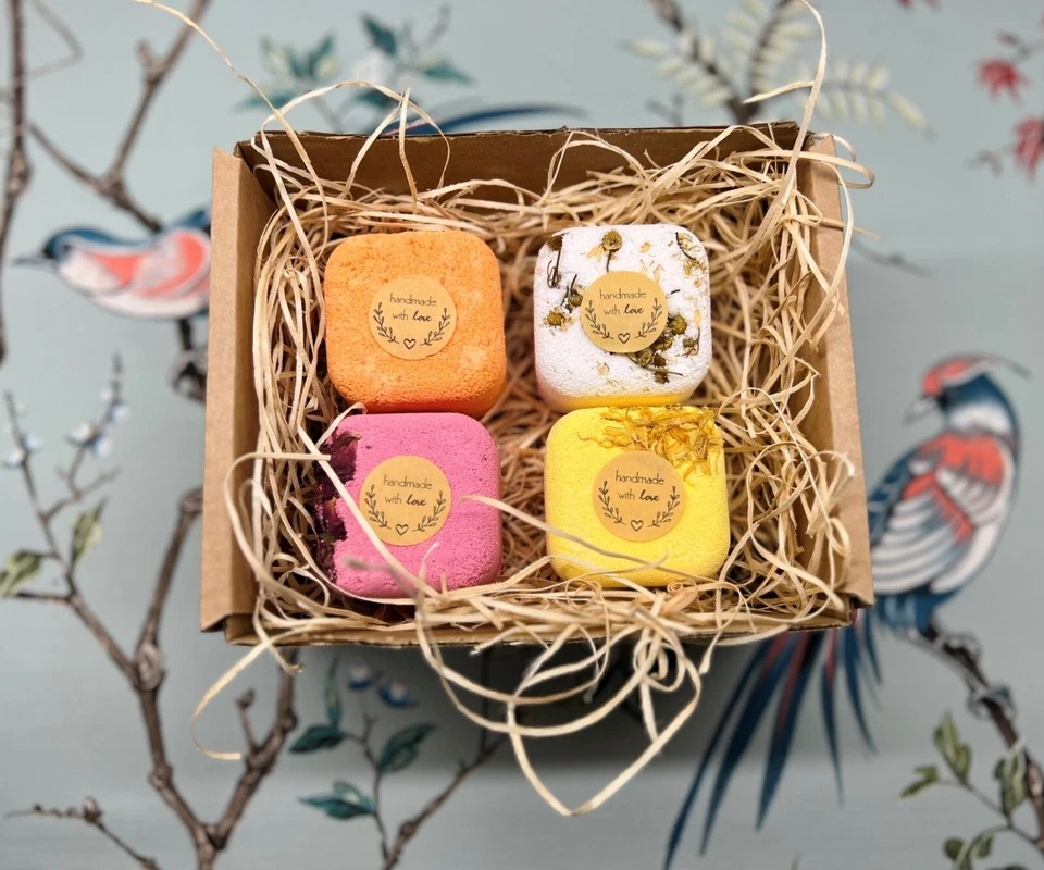 THE LITTLE FOXY WORKSHOP Aromatherapy Shower Steamers UK Hand Made | Set of 4 | Shower Bombs |