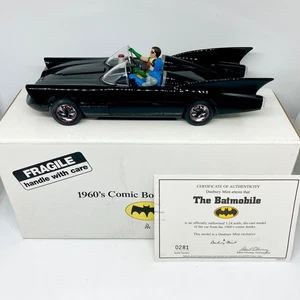 Danbury Mint 1960s Comic Batmobile 1:24 Batman & Robin Boxed w/ COA Exc Cond - Picture 1 of 10